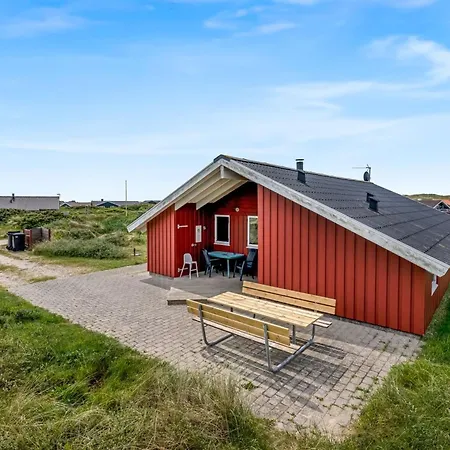 Semesterbostad Tuure - From The Sea By Interhome